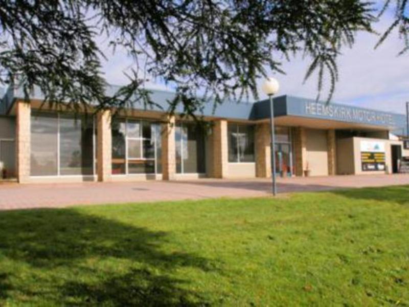 Heemskirk Motor Hotel Zeehan Exteriör bild